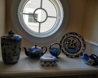 Blue & white pottery
