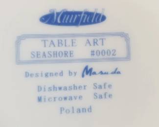 Seashore Table Art dinnerware set serves 8