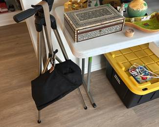 Tripod for camera w bag