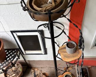 Plants holders