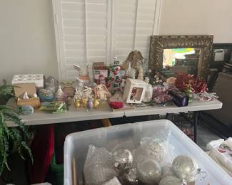 Large glass mirror; Decorations