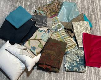 z Assorted Fabric Pieces in Small, Medium, and Large Sizes