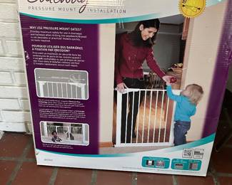 Baby/pet gate