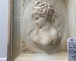 Victorian style   Demensional cameo. Att