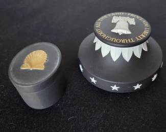 Wedgewood Liberty Bell And Trinket Box