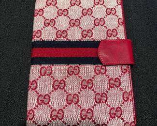 Gucci Red Flat Wallet  Authenticated