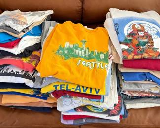 Around The World Concert Tees  XL