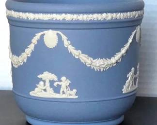 Wedgewood Blue Pot