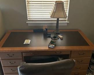 DESK