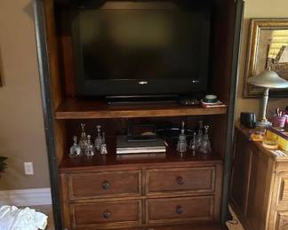 TV STAND