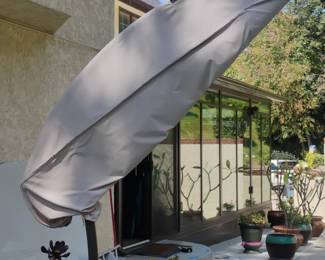 Cantilever Patio Umbrella with Cover