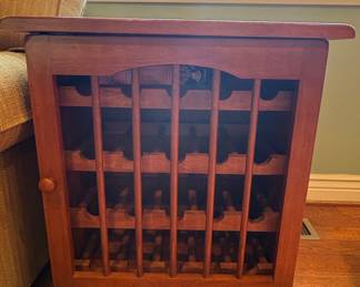Wooden Wine Cabinet with Door
