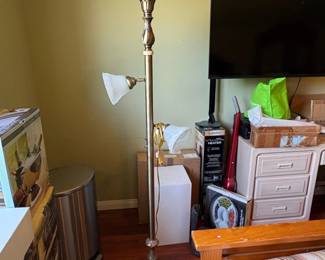 Traditional Torchiere Floor Lamp with Accent Light