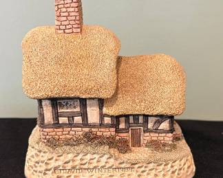 David Winter Cottages Blossom Cottage