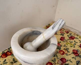 Marble Mortar and Pestle Set