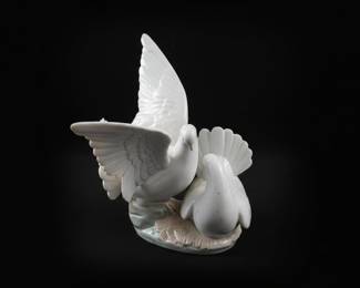 Lladro "Love Nest" Doves Figurine