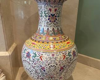 Antique Famille Rose Porcelain Reticulated Vase