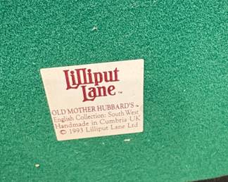 Lilliput Lane Old Mother Hubbard's Cottage
