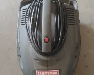 Craftsman 5.0 Peak HP 4 Gallon Wet/Dry Vacuum