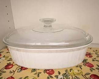 CorningWare French White 2.5 Quart Oval Casserole Dish with Lid