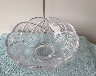 Vintage Crystal Chip and Dip Platter - Pinwheel Pattern