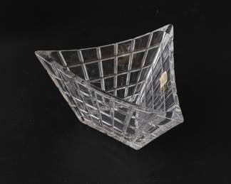 Mikasa 3 point bowl