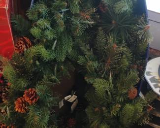 Kirkland Signature PreLit Garland