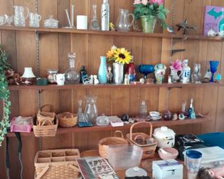 Some longaberger baskets and vintage glassware