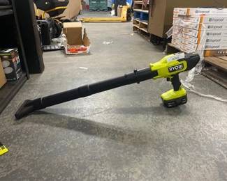 RYOBI ONE+ HP 18V Brushless Cordless 220 CFM 140 MPH Compact Blower