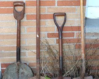 Vintage Shovels