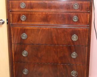 Federal Mahogany Chest of Drawers