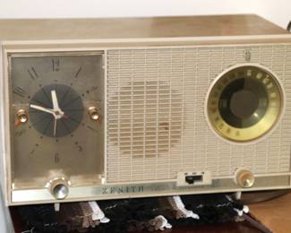 1960's Zenith Clock Radio