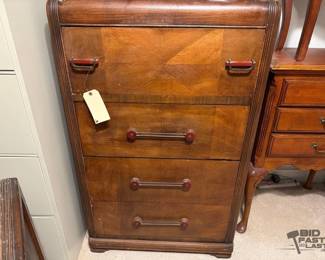 2238  Dresser and Night Stand