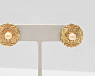 635  Clip On Pearl Earrings