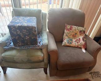 1332  Armchair, Recliner, and Foot Stool
