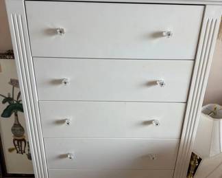 1408  5 Drawer Dresser