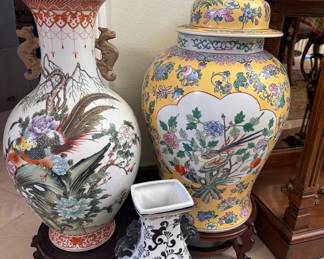 1104  3 Decorative Vases