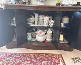 1007  Glass, Crystal, and China