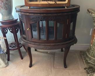 2452  Vintage Curio Cabinet