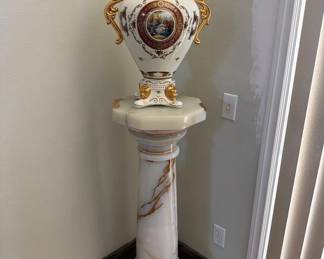 1110  2 Marble Pedestals and 2 Decorative Vases