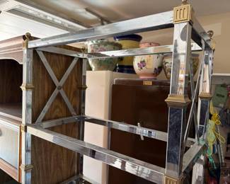 4104  Metal Decorative Rack