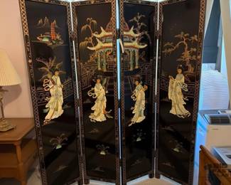 2102  Decorative Asian Room Partition