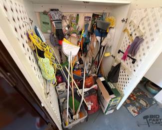 4016  Yard Tools and Equipment