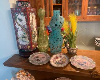 1306  Decorative Vases and Plates