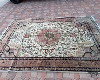 4042  Large Area Rug