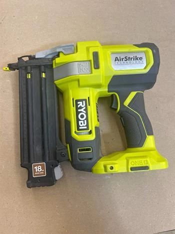 Ryobi 18V ONE+ 18-Gauge Cordless Airstrike Brad Nailer