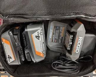 RIDGID 18V Lithium-Ion (2) 4.0 Ah Battery Starter Kit with Charger and Bag