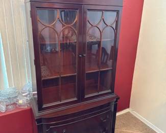 Beautiful One Piece China Hutch