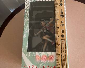 R39 - $40. Bakemanogatari Mayoi Hachi Kuji Figure. SEGA 2012 Japan. Open Box. Not Used. 
