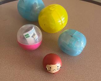 R40 - $20. Stray Kids SkZoo BbokAri Gacha Keyring Charms. Lot of 5 + 1 extra toy. 